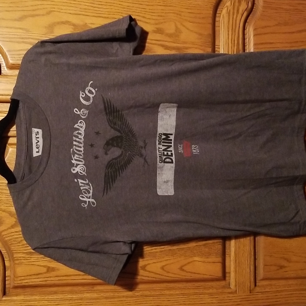 Men's Levi's Brand Tshirt size Medium